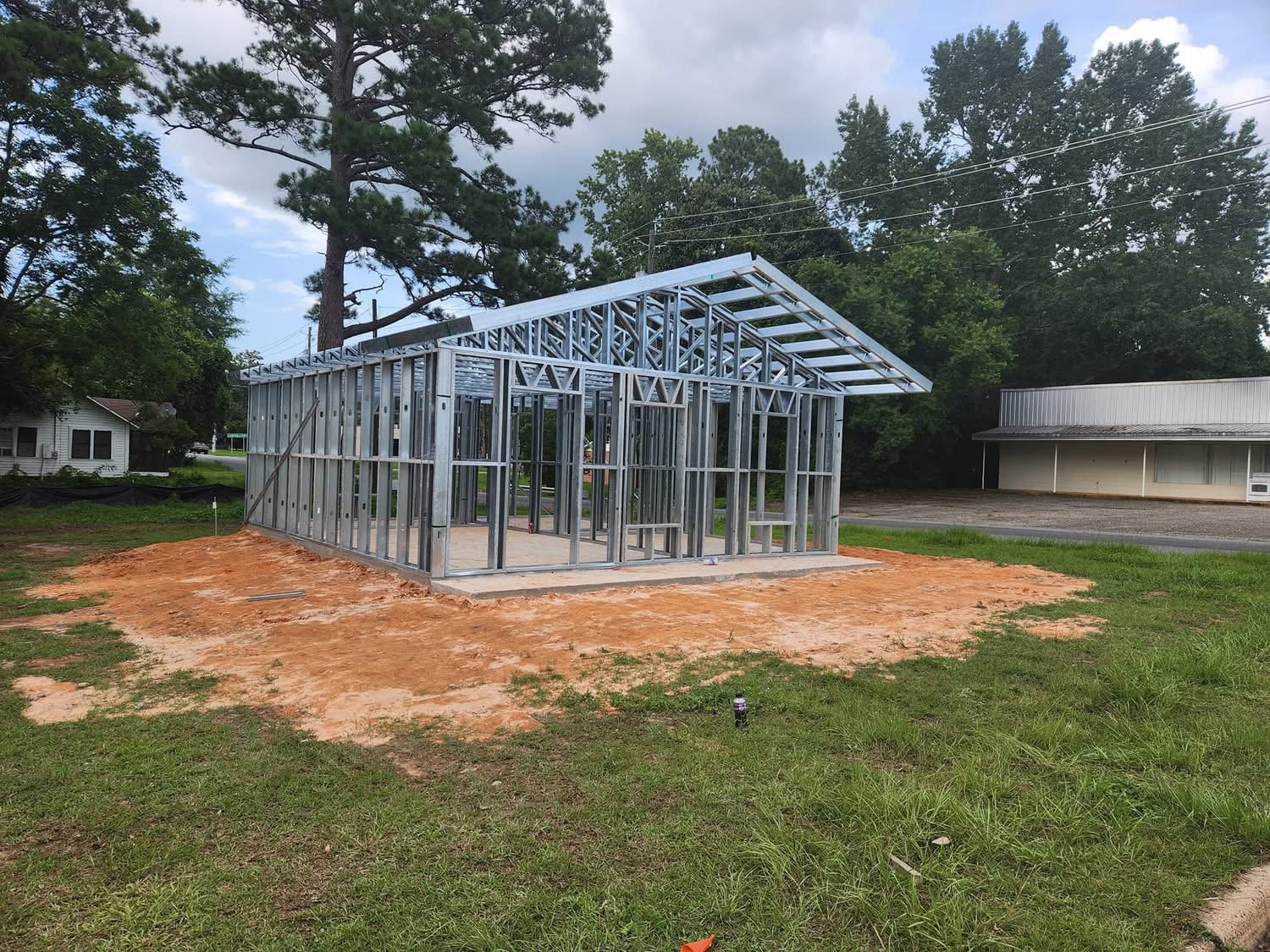 Steel barndominium frame with pitched roof in Arkansas
